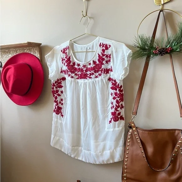 Embroidered white/red blouse M - Picture 2 of 5
